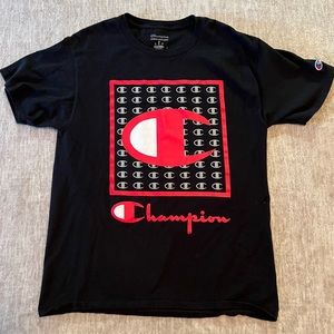 Champion T Shirt Medium